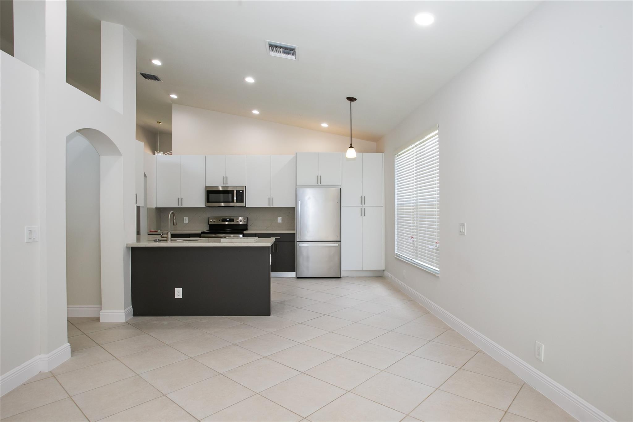 Pembroke Falls Ph 2 - Residential Lease