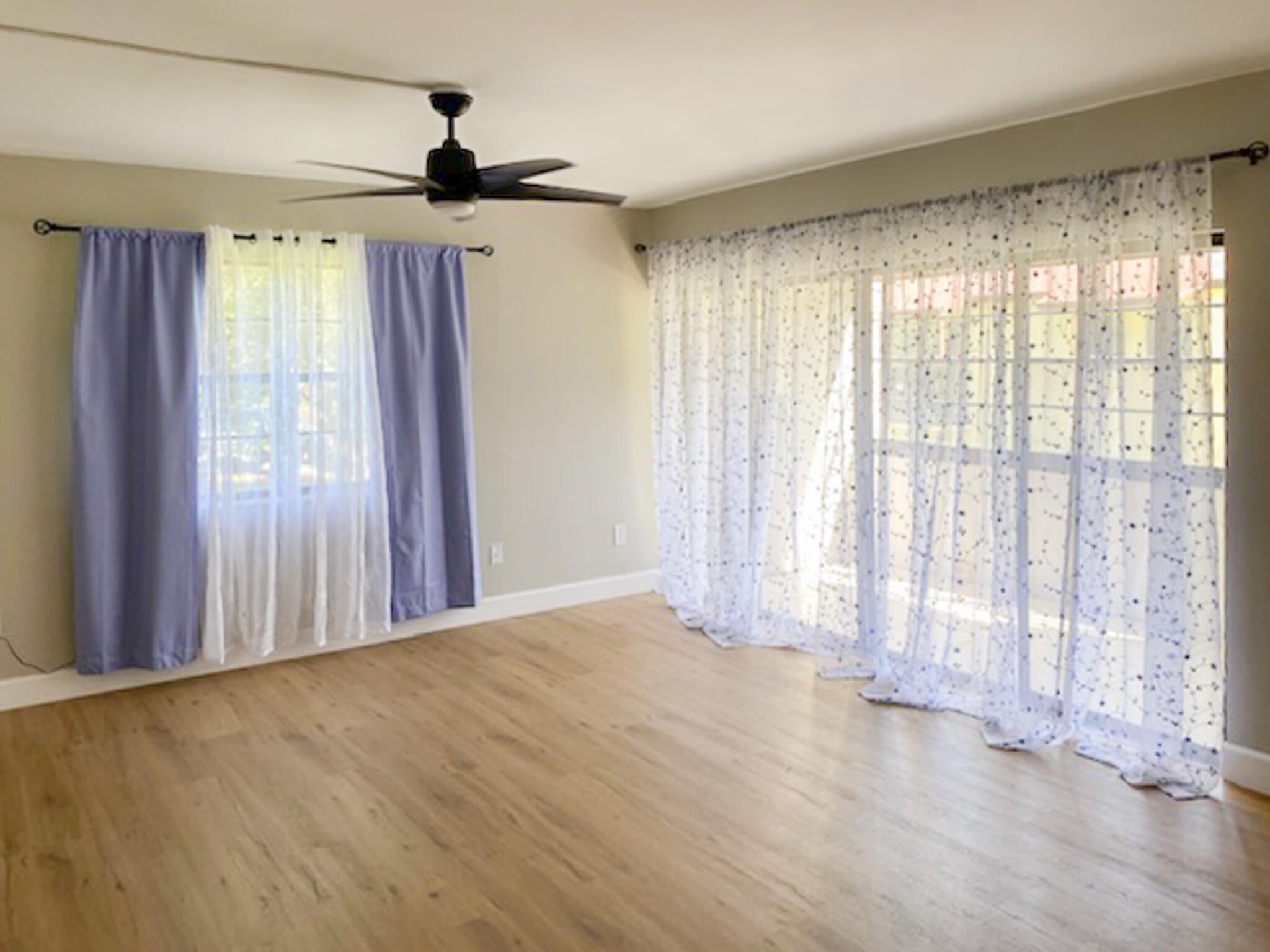 2050 OLEANDER Boulevard 7-206