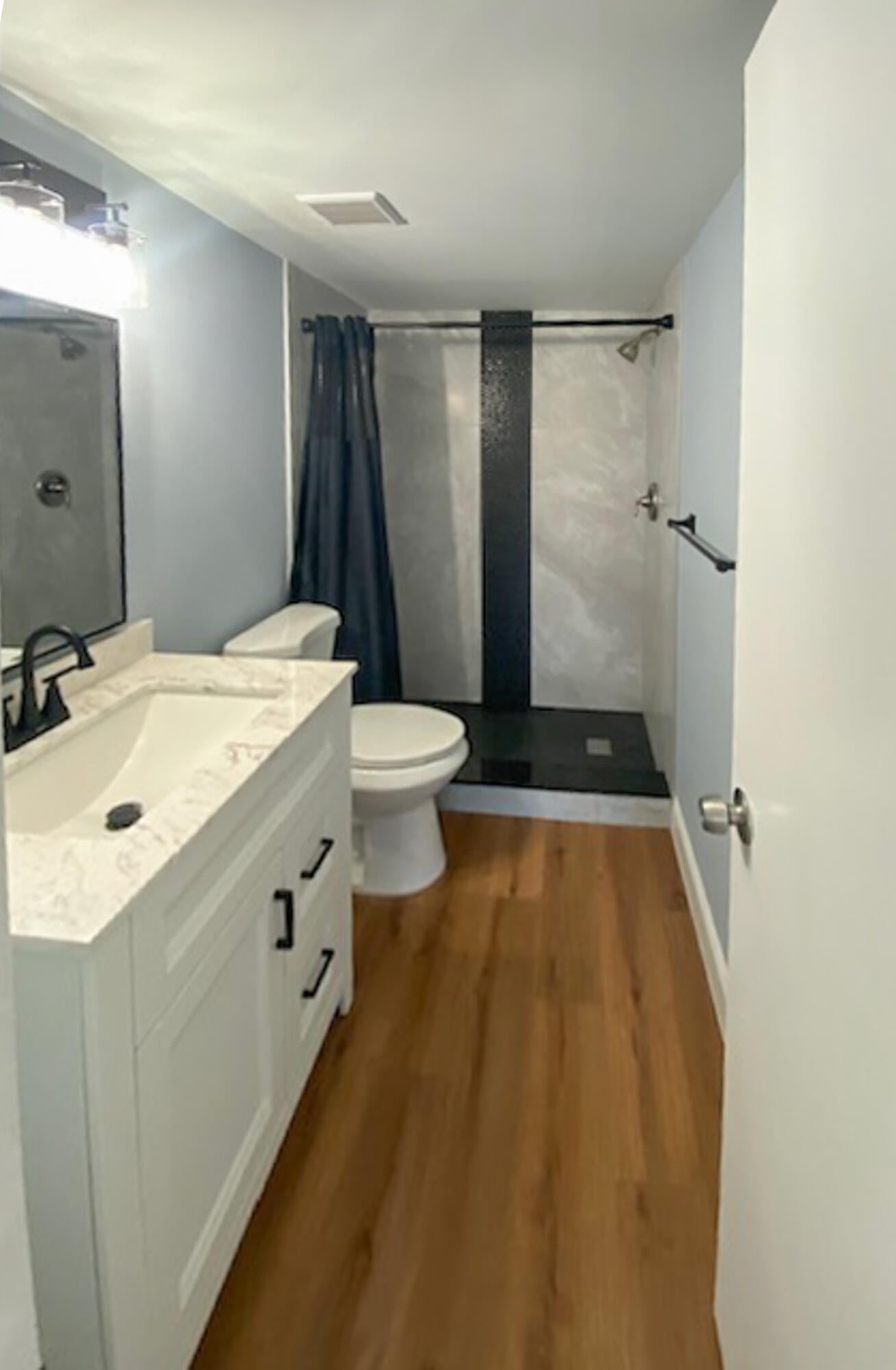 2050 OLEANDER Boulevard 7-206
