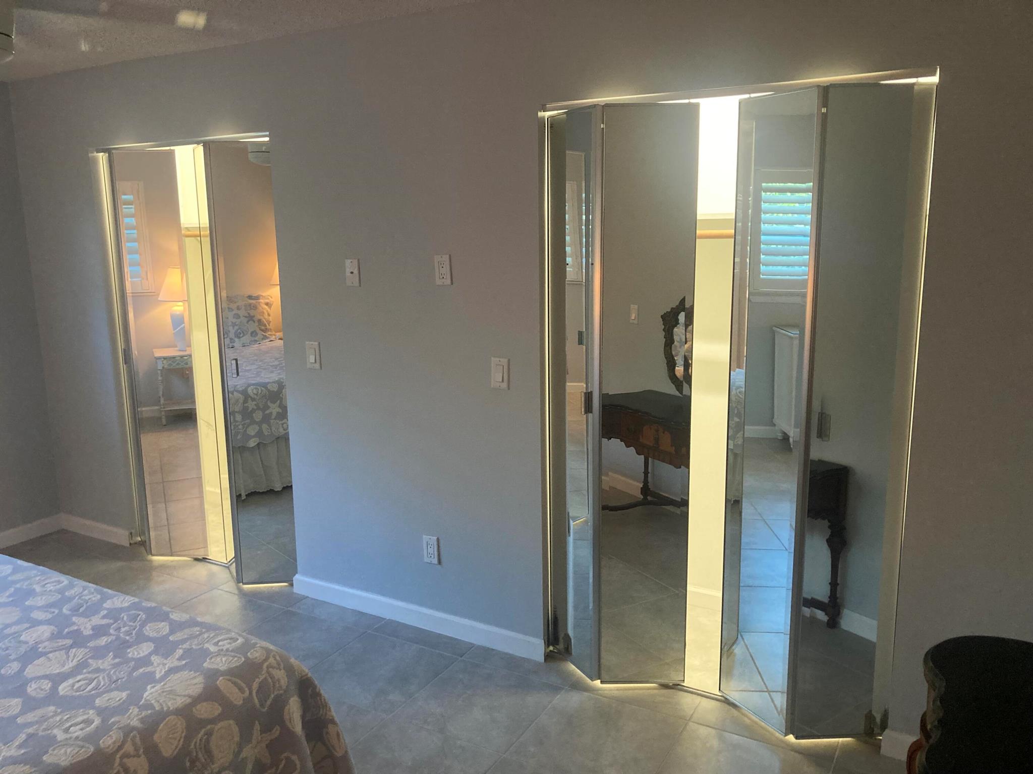 KINGSWOOD CONDO - Residential