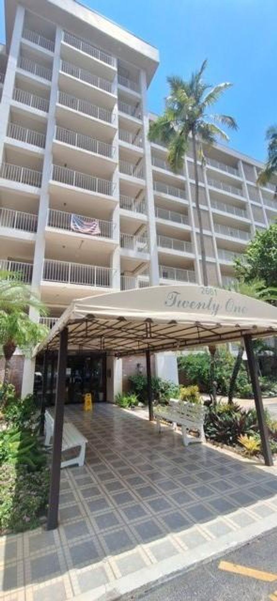 Beautiful golf views from this cozy 2/2 furnished condo in Country Club settings. Pergo floors throughout the living
area and master bedroom. High impact glass sliding doors. Three fantastic pools next to building. Private park inside. Palm Aire w/ tennis courts, basketball, volleyball and racquet ball courts, two children's playgrounds. Minutes from the ocean and main highways. Across from Casino. 700+ credit required for all applicants.