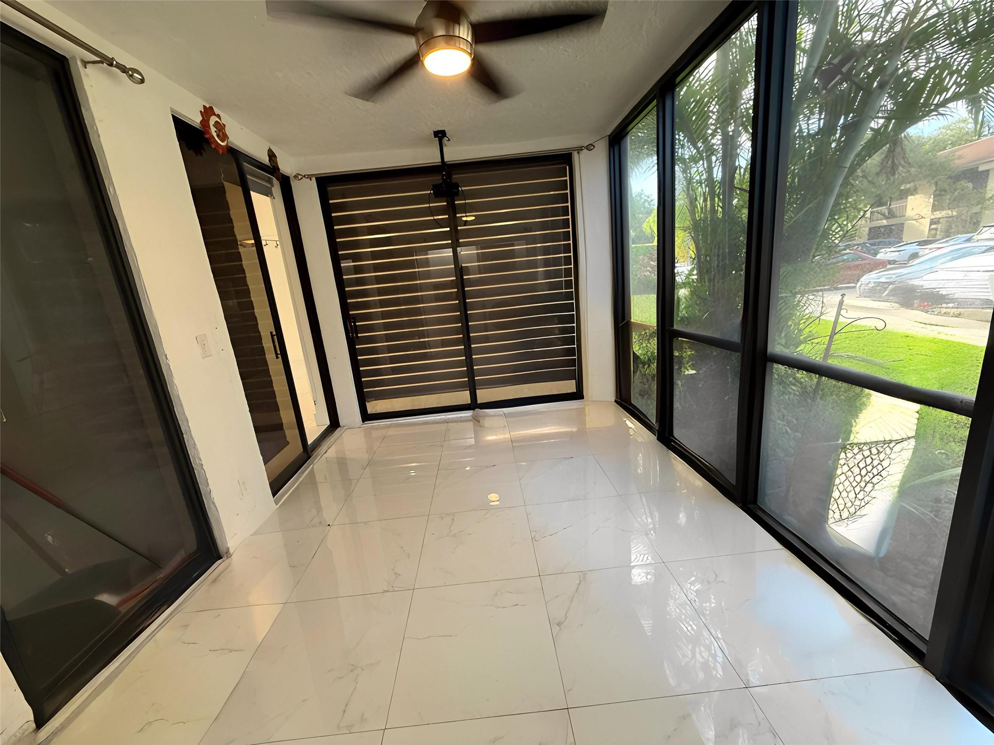 APPLEWOOD VILLAGE 4 - Residential