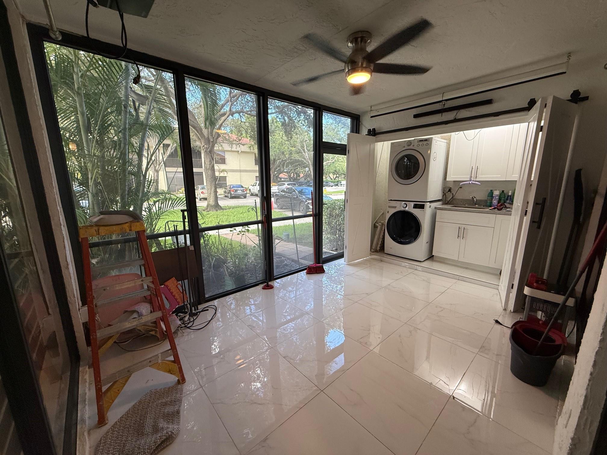 APPLEWOOD VILLAGE 4 - Residential