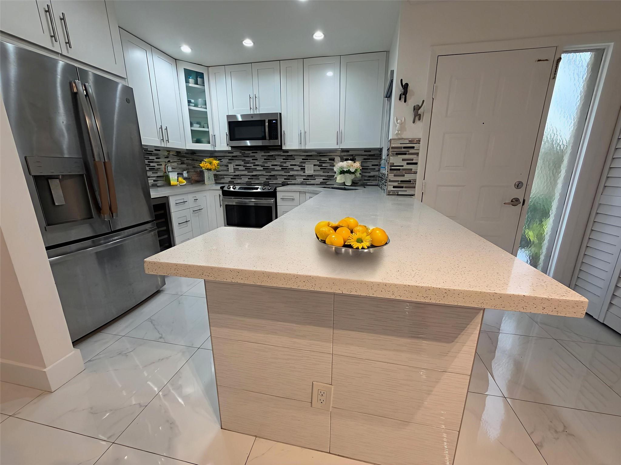 APPLEWOOD VILLAGE 4 - Residential