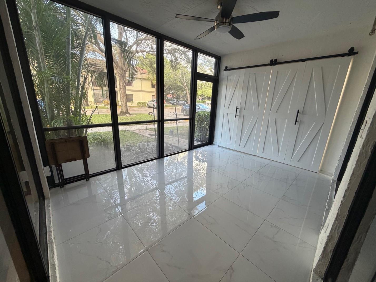 APPLEWOOD VILLAGE 4 - Residential