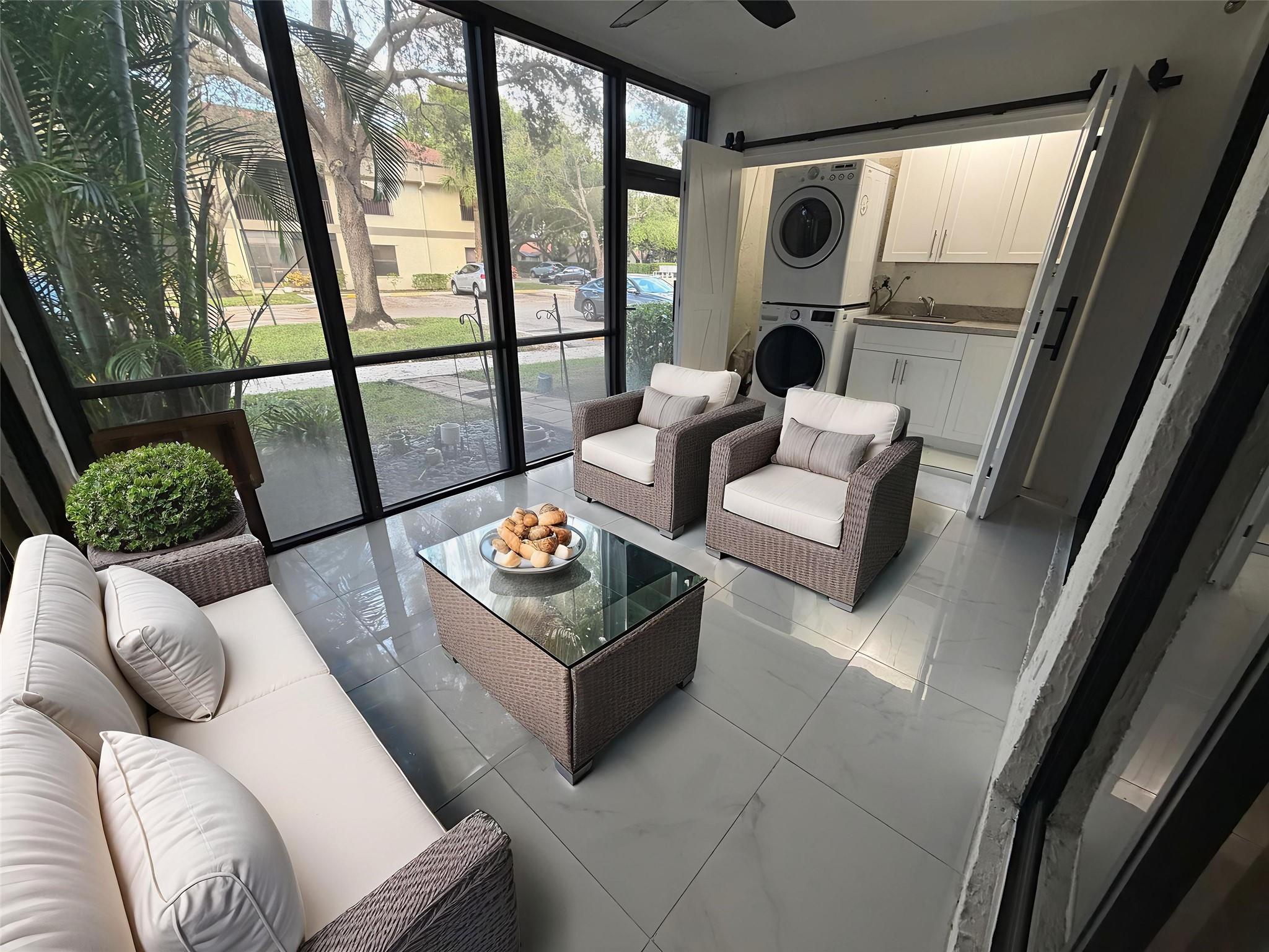 APPLEWOOD VILLAGE 4 - Residential