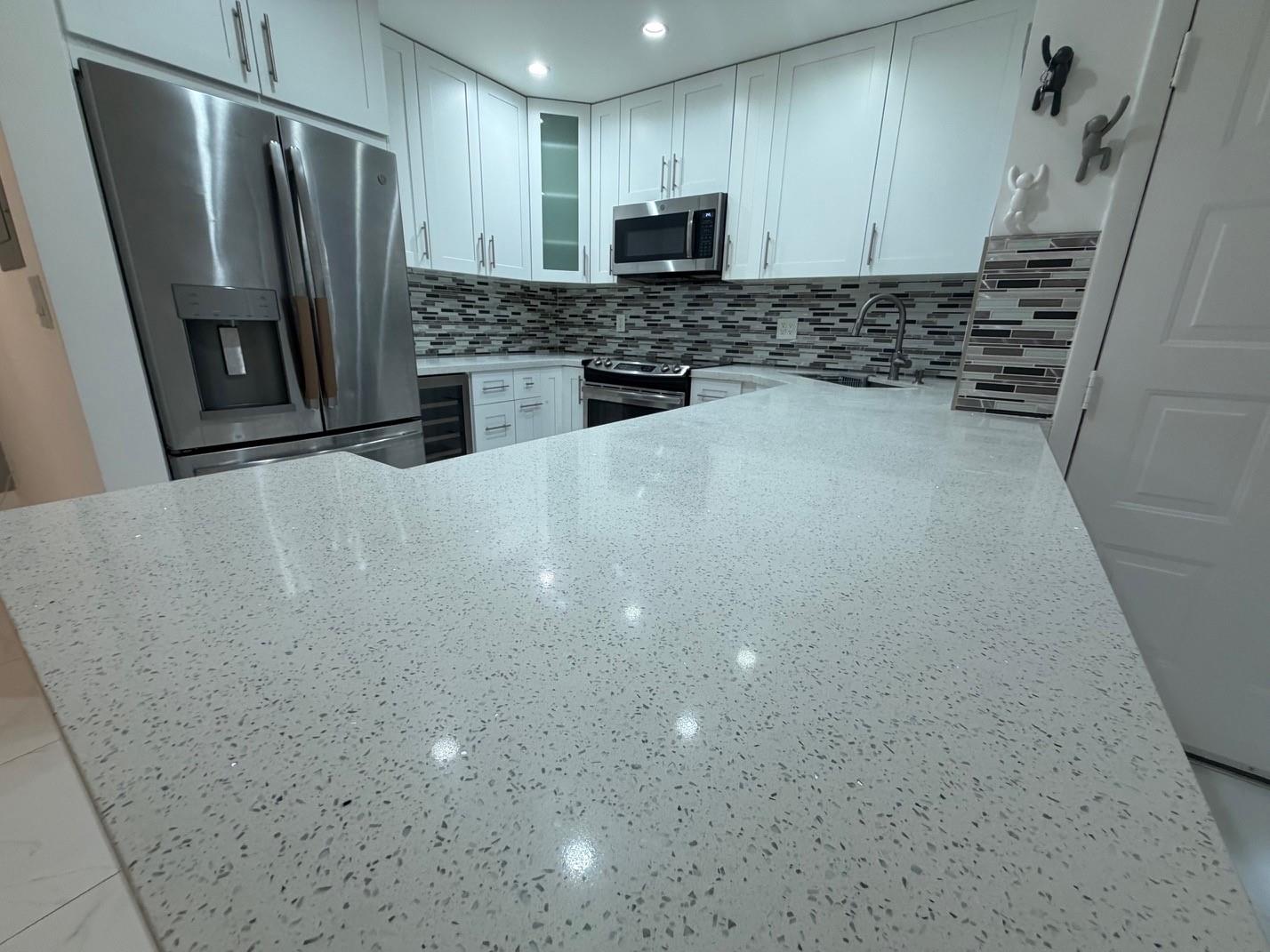 APPLEWOOD VILLAGE 4 - Residential