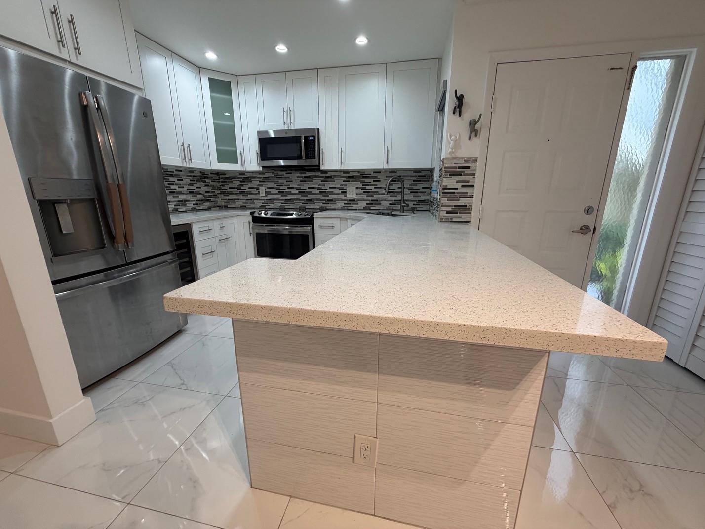 APPLEWOOD VILLAGE 4 - Residential