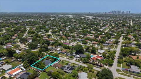 Tiny photo for 511 Carolina Avenue, Fort Lauderdale, FL 33312 (MLS # B26051166)