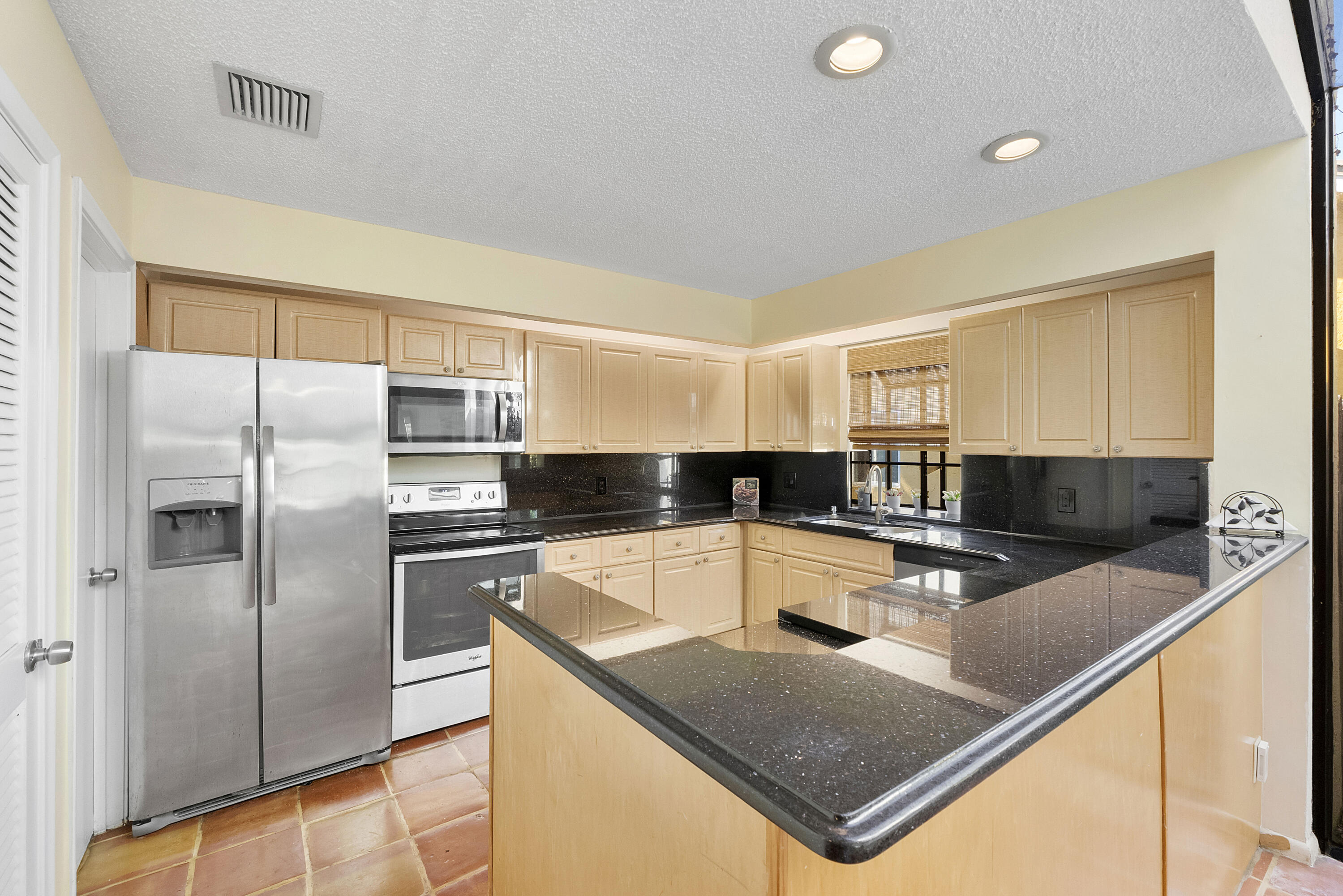 CYPRESS GLEN - Residential