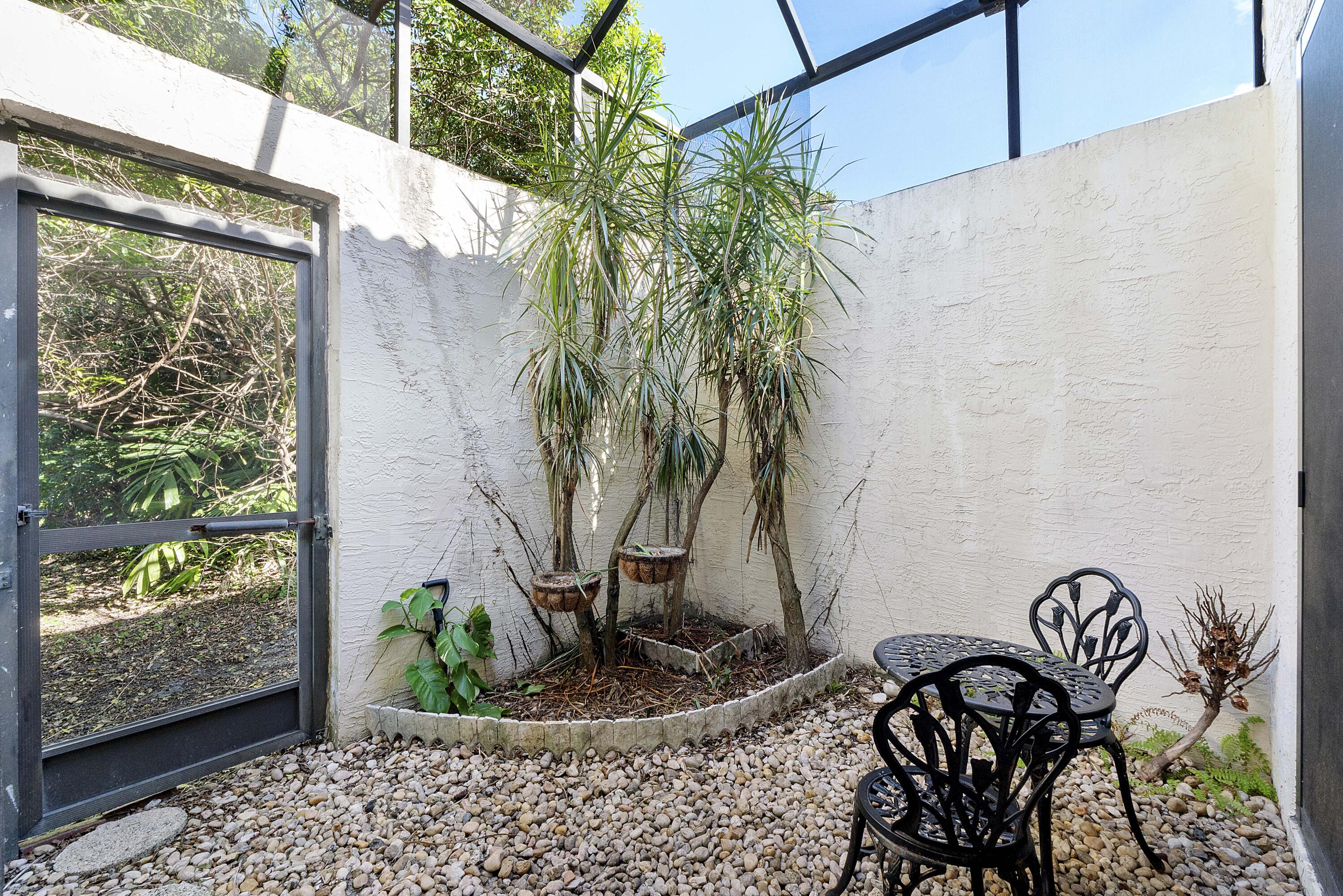 CYPRESS GLEN - Residential