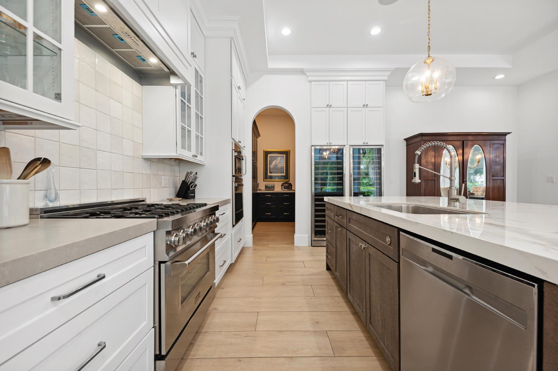 DELRAY DUNES FIRST SEC - Residential