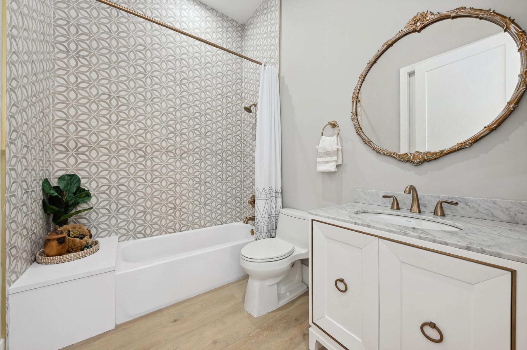 DELRAY DUNES FIRST SEC - Residential