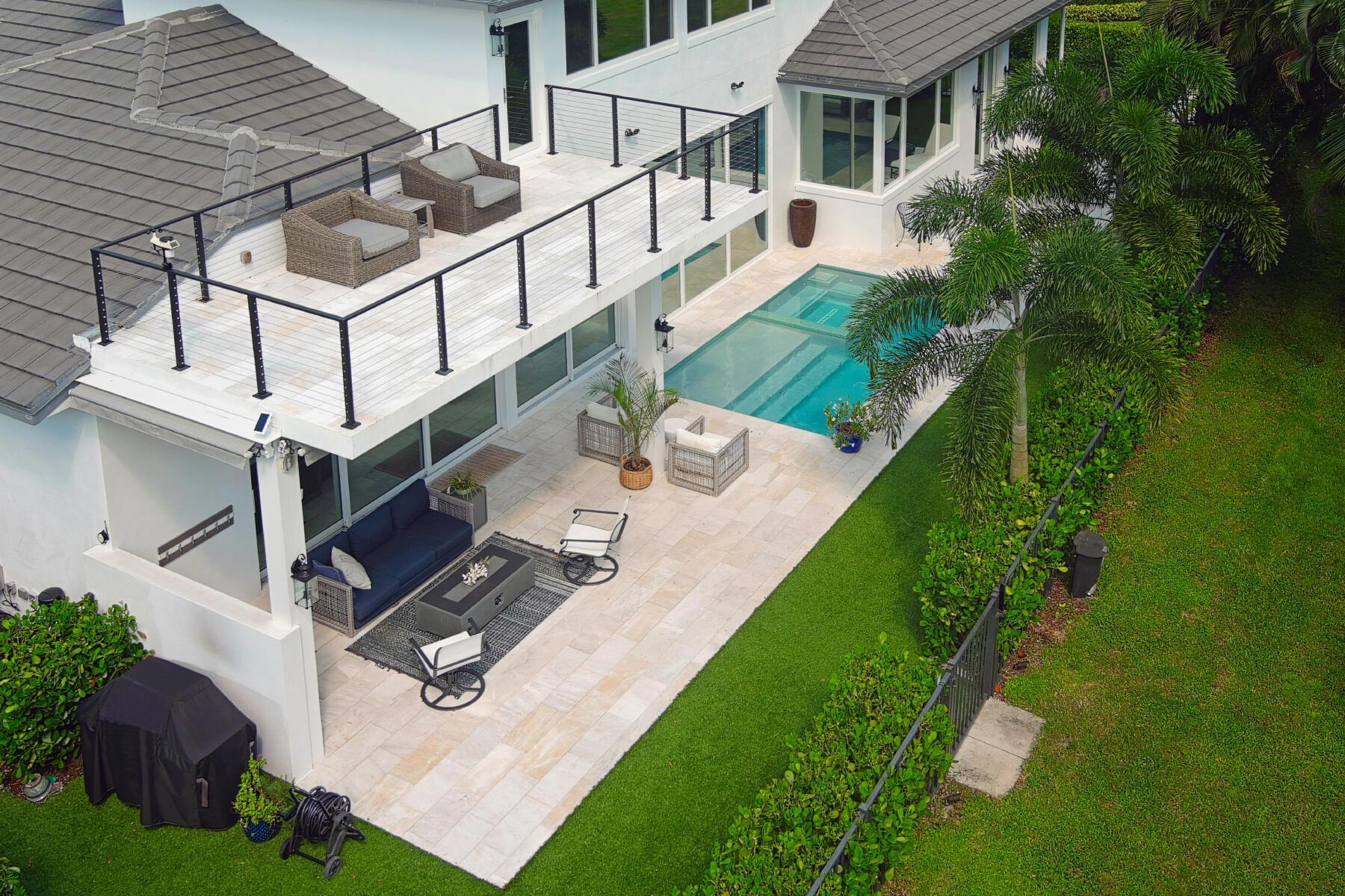 DELRAY DUNES FIRST SEC - Residential