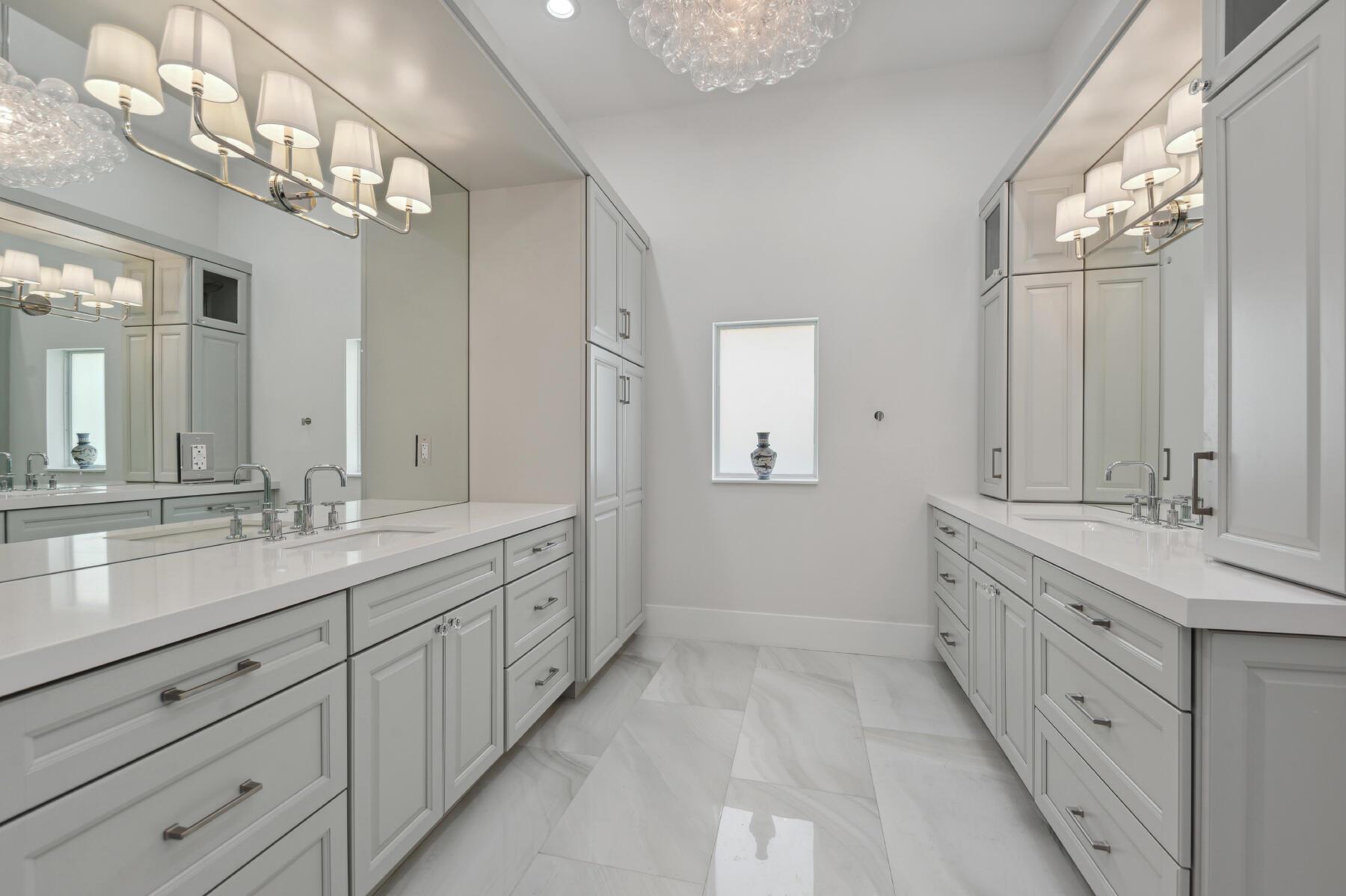 DELRAY DUNES FIRST SEC - Residential