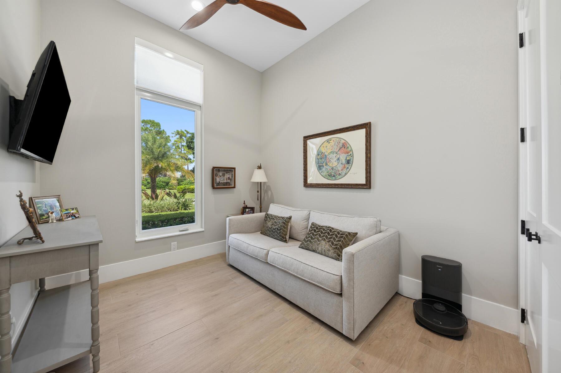 DELRAY DUNES FIRST SEC - Residential