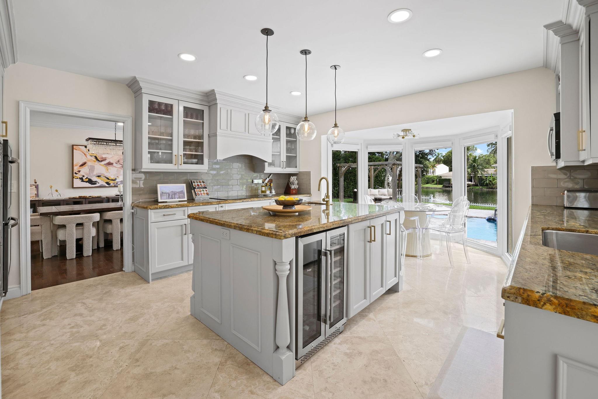 Emerald Hills Sec 3 83-27 - Residential