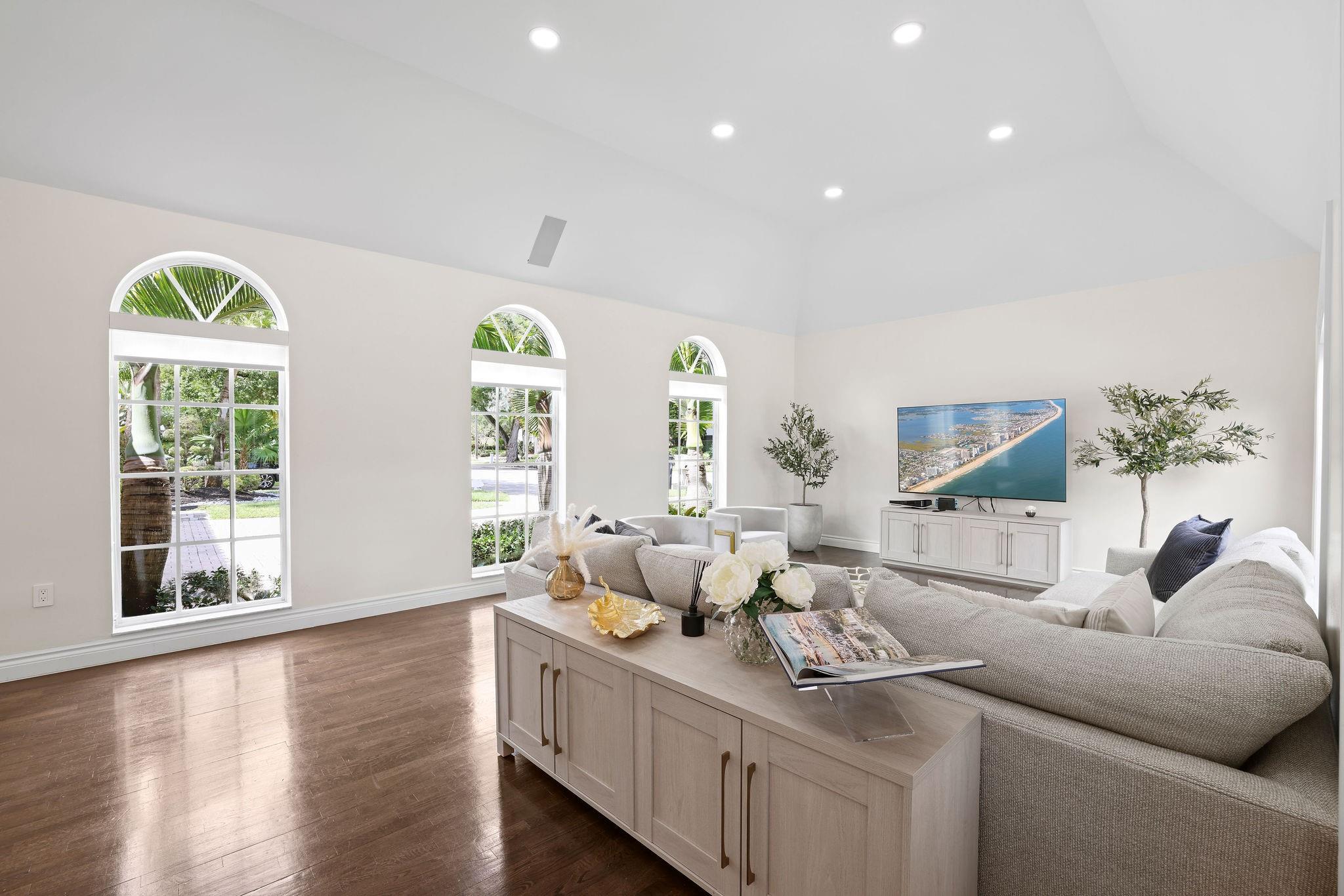 Emerald Hills Sec 3 83-27 - Residential