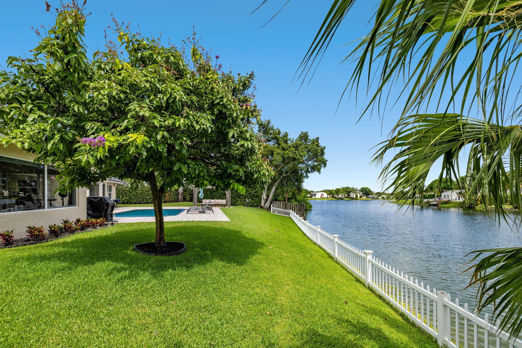 Emerald Hills Sec 3 83-27 - Residential