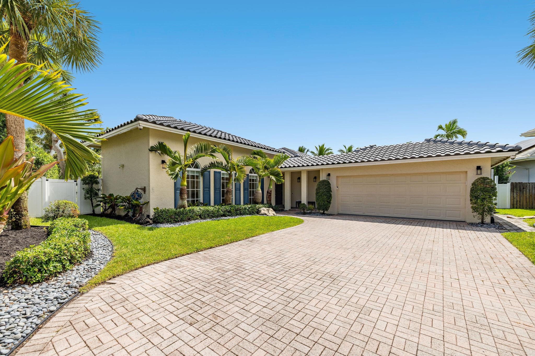 Emerald Hills Sec 3 83-27 - Residential