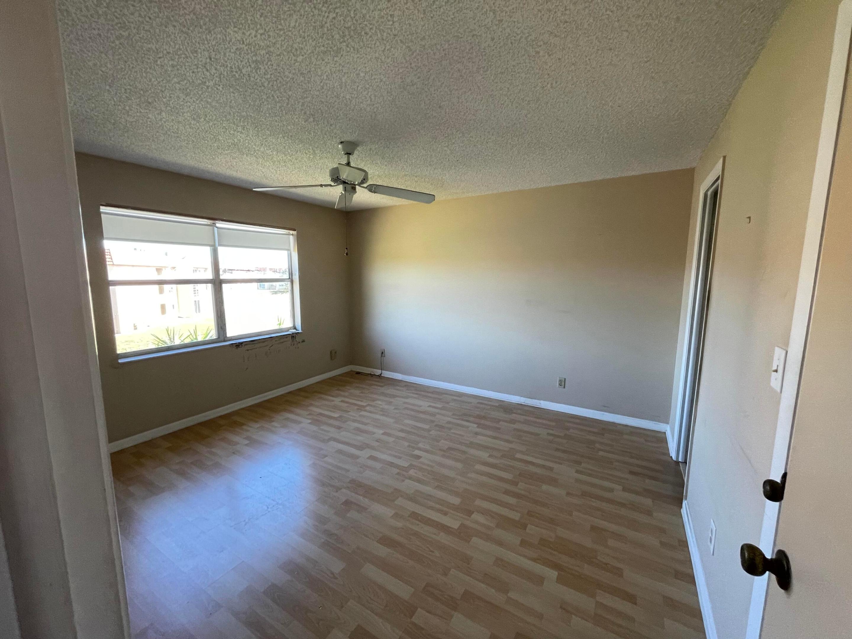 SUNRISE LAKES PHASE 3 - Residential