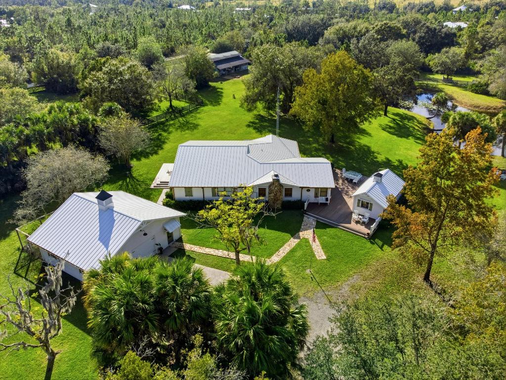 INDIAN HAMMOCK HUNT AND RIDING - Residential