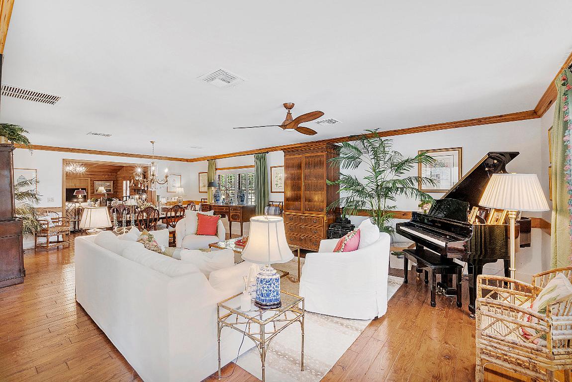 INDIAN HAMMOCK HUNT AND RIDING - Residential