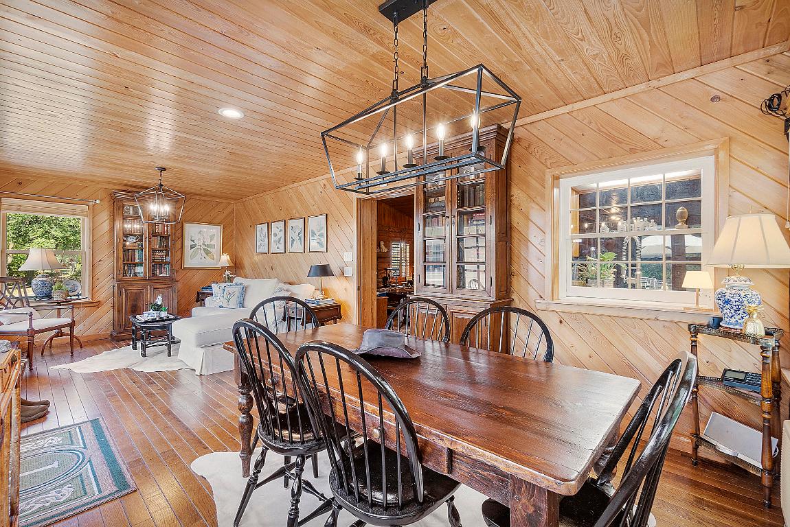 32801 Us Highway 441 64