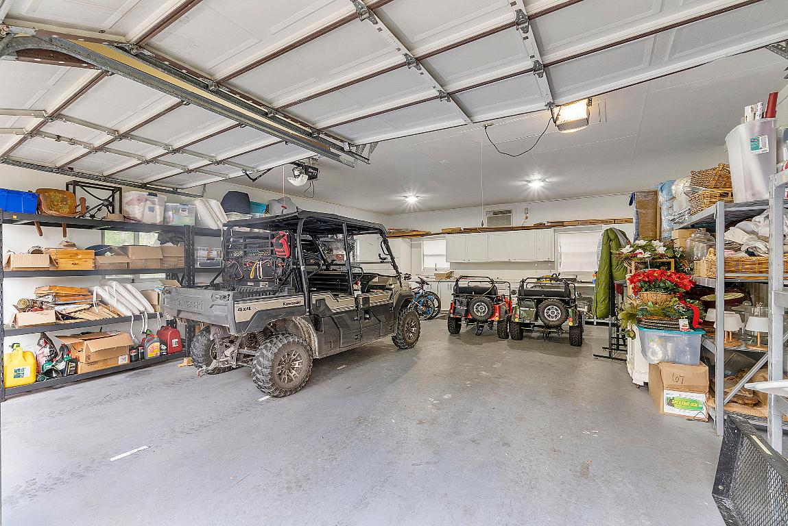 INDIAN HAMMOCK HUNT AND RIDING - Residential