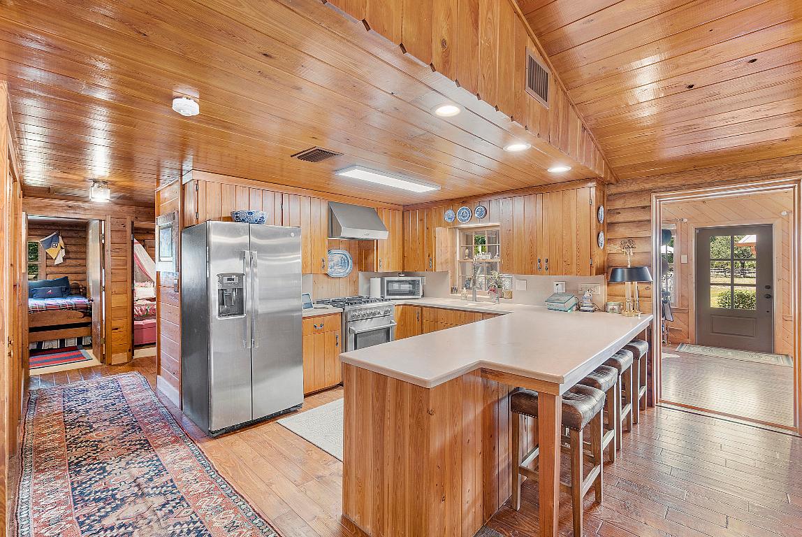 INDIAN HAMMOCK HUNT AND RIDING - Residential