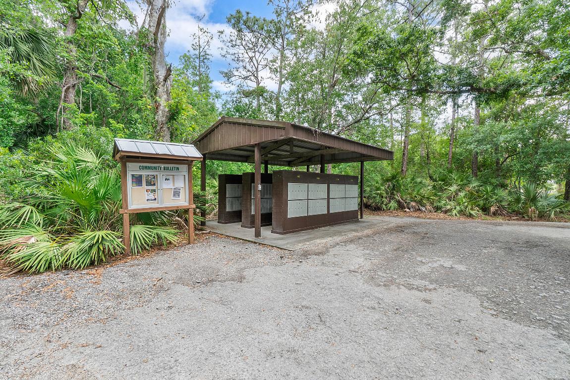 INDIAN HAMMOCK HUNT AND RIDING - Residential