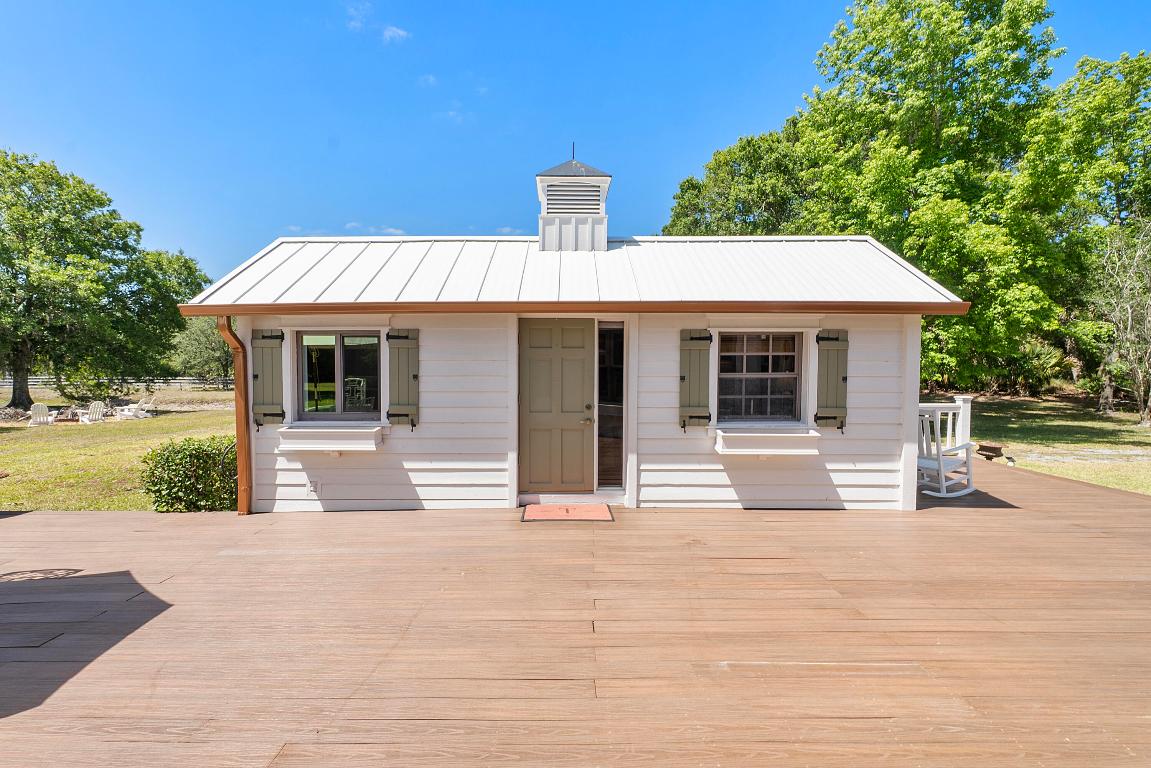 INDIAN HAMMOCK HUNT AND RIDING - Residential