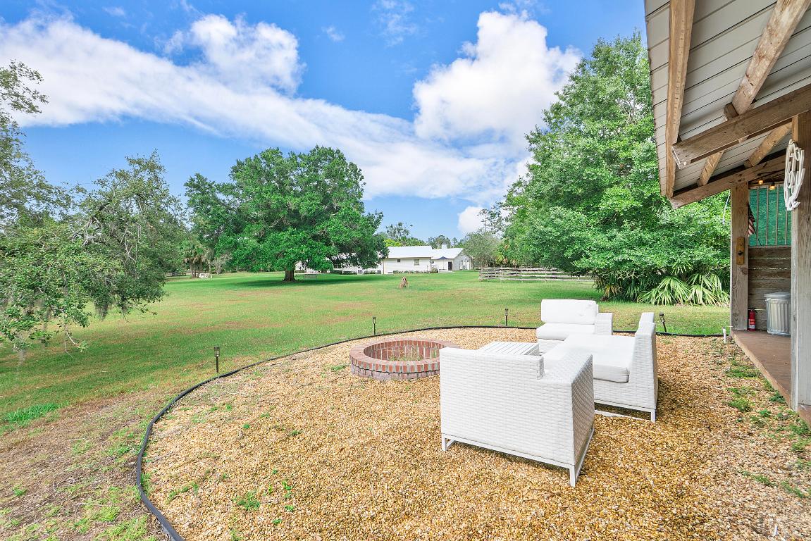 INDIAN HAMMOCK HUNT AND RIDING - Residential