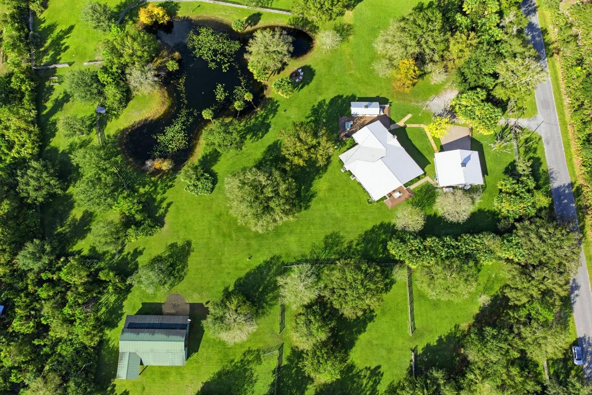 INDIAN HAMMOCK HUNT AND RIDING - Residential