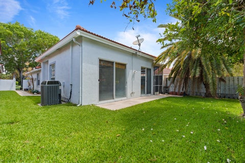 Tiny photo for 13452 NW 5th Court, Plantation, FL 33325 (MLS # B26045555)
