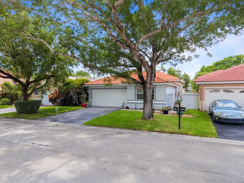 Tiny photo for 13452 NW 5th Court, Plantation, FL 33325 (MLS # B26045555)