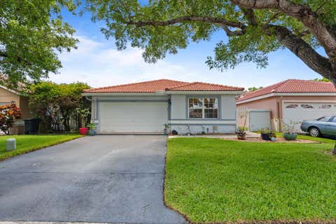 Photo of 13452 NW 5th Court, Plantation, FL 33325 (MLS # B26045555)