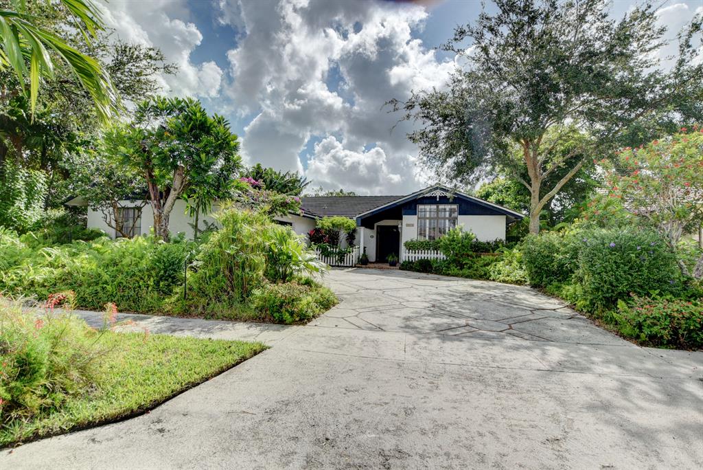 DEL MAR VILLAGE - Residential