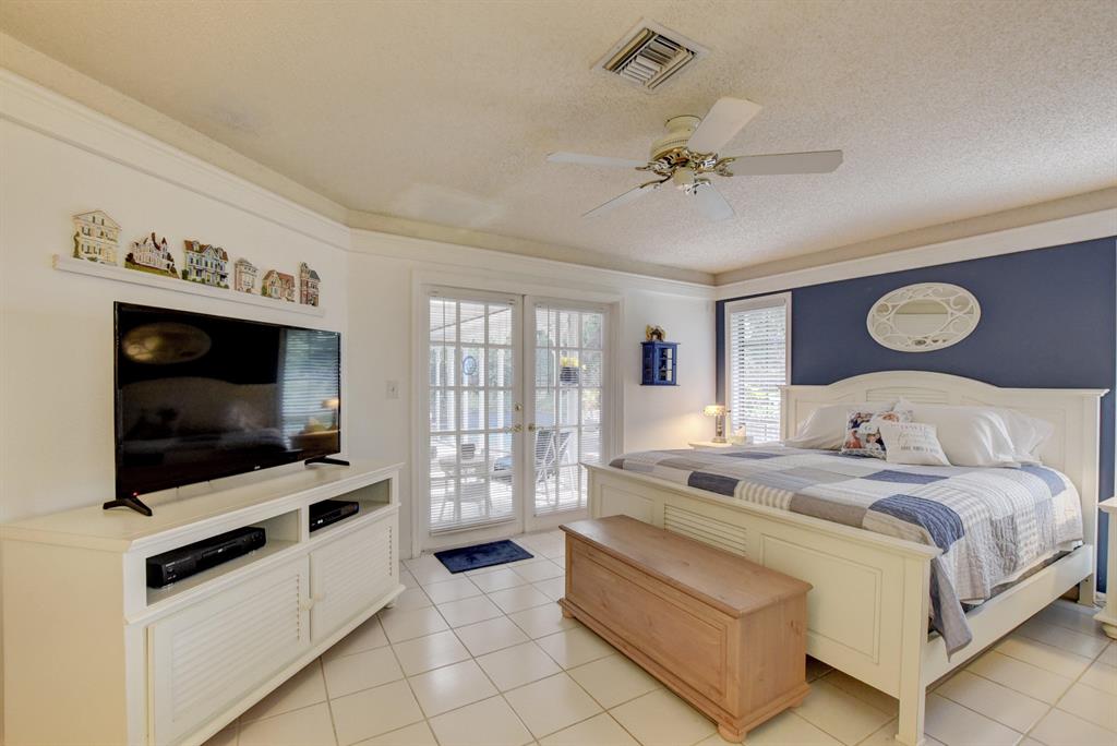 DEL MAR VILLAGE - Residential