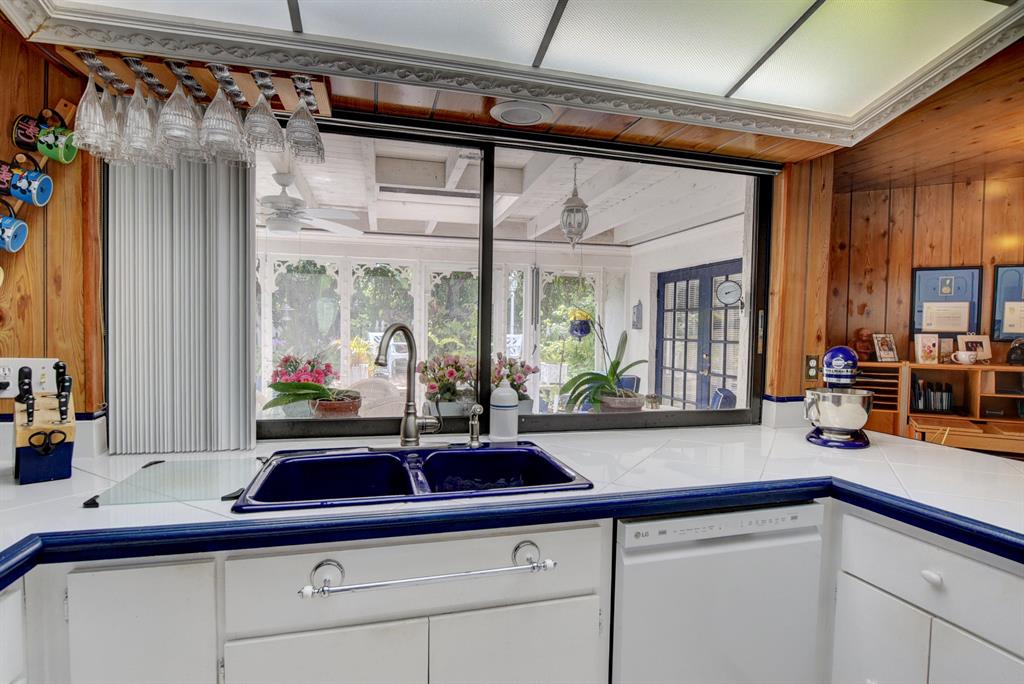 DEL MAR VILLAGE - Residential