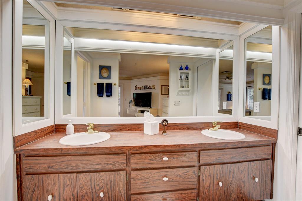 DEL MAR VILLAGE - Residential