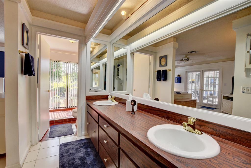 DEL MAR VILLAGE - Residential