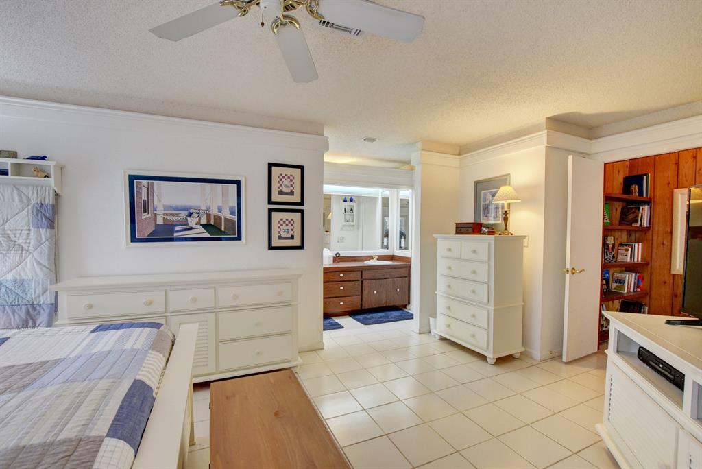 DEL MAR VILLAGE - Residential