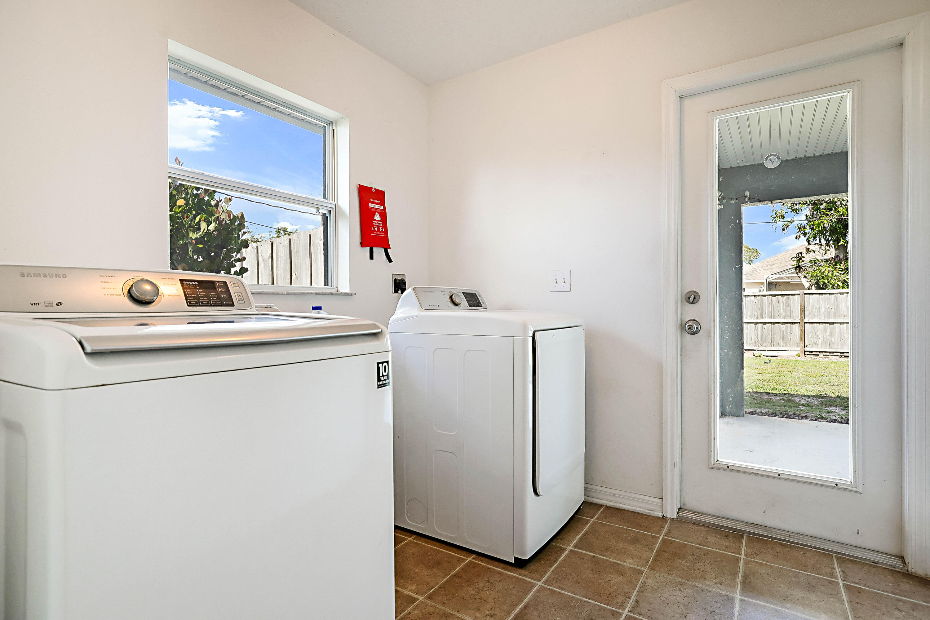 PORT ST LUCIE SECTION 4 - Residential