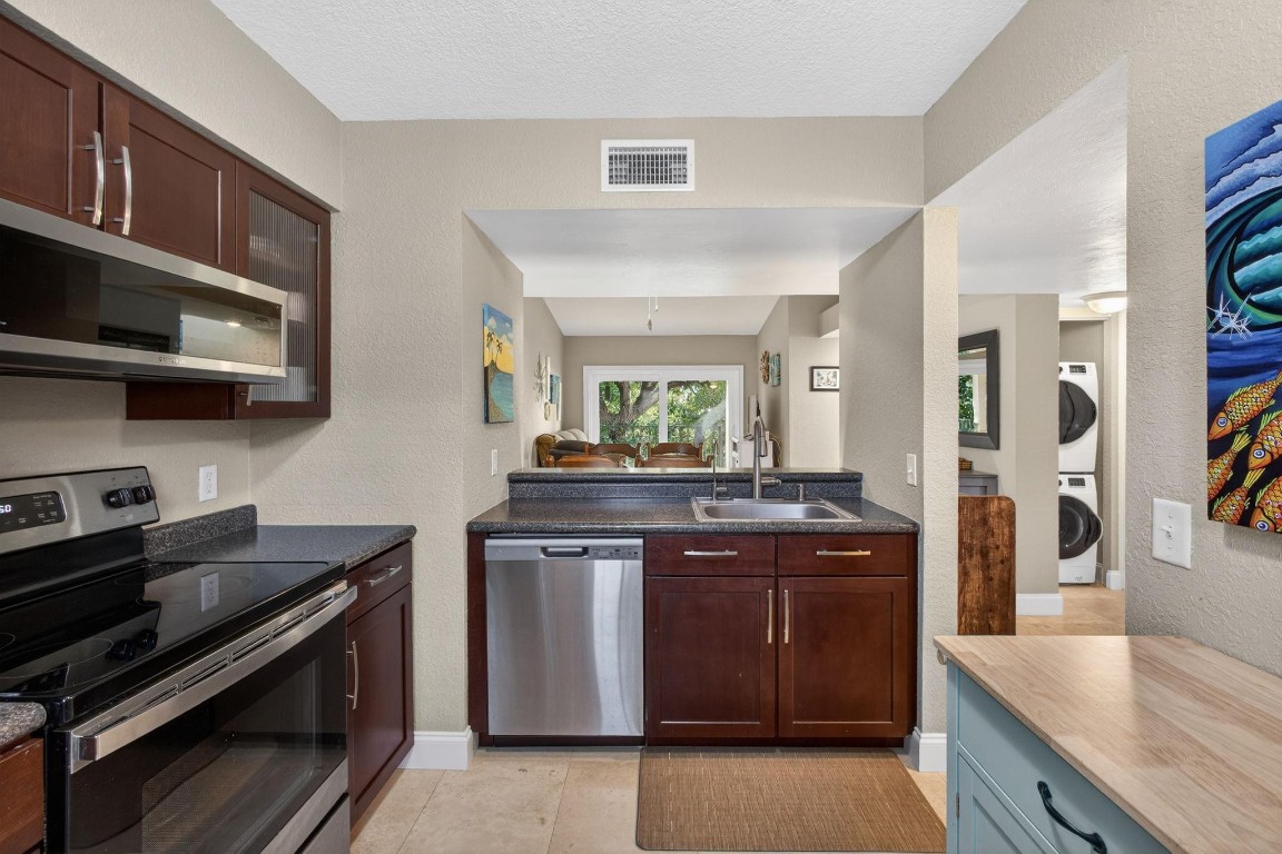 Bay Reach - Residential