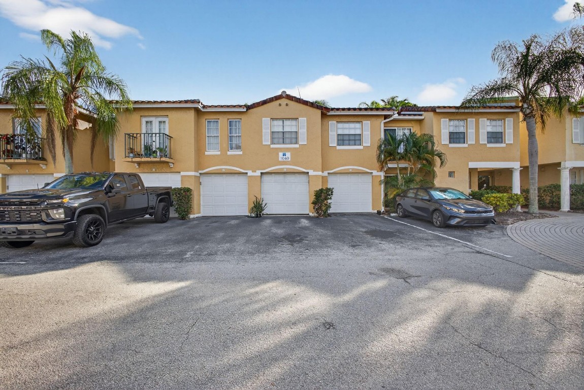 Bay Reach - Residential