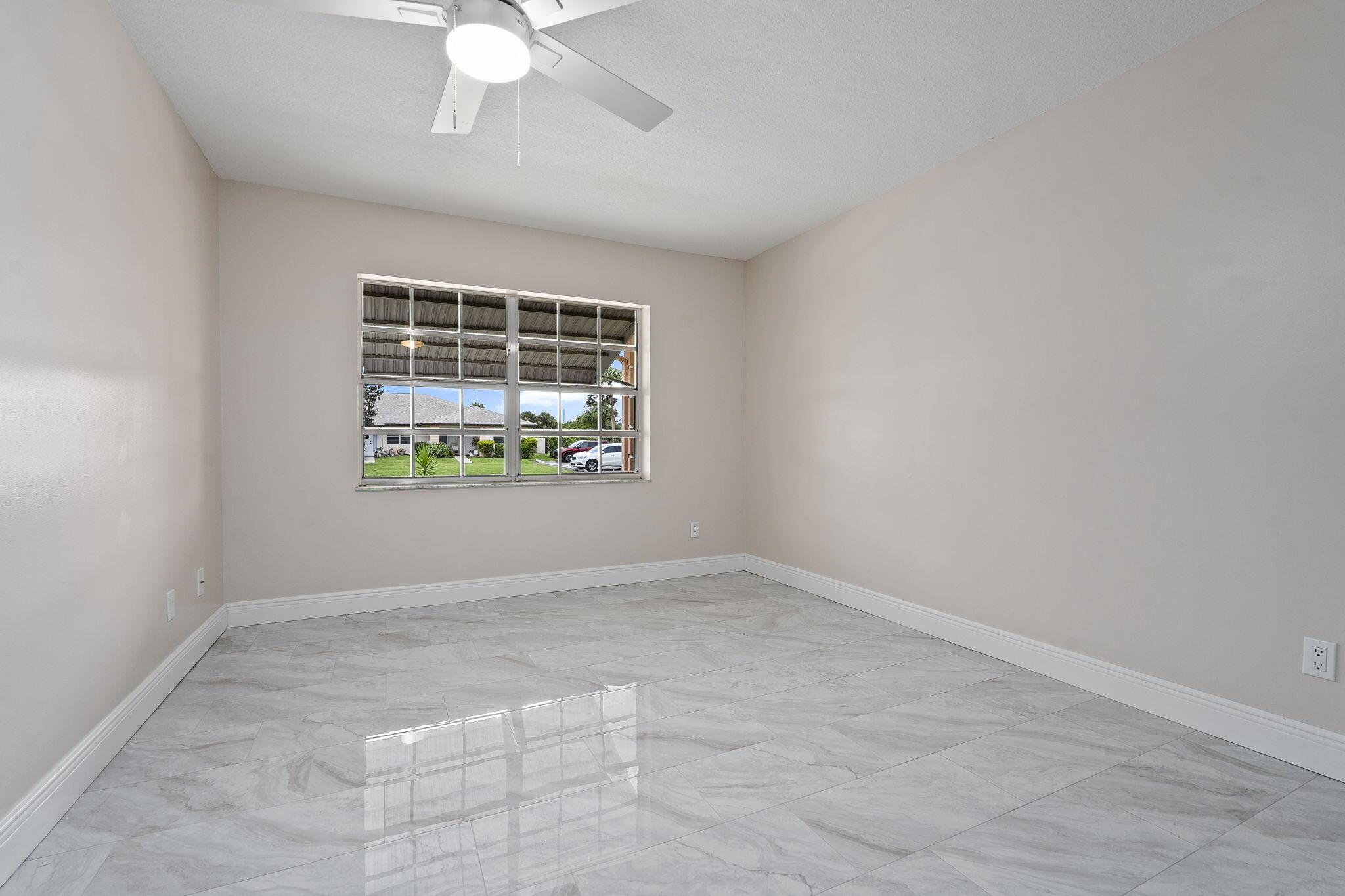 THE GROVE CONDOMINIUM SEC - Residential