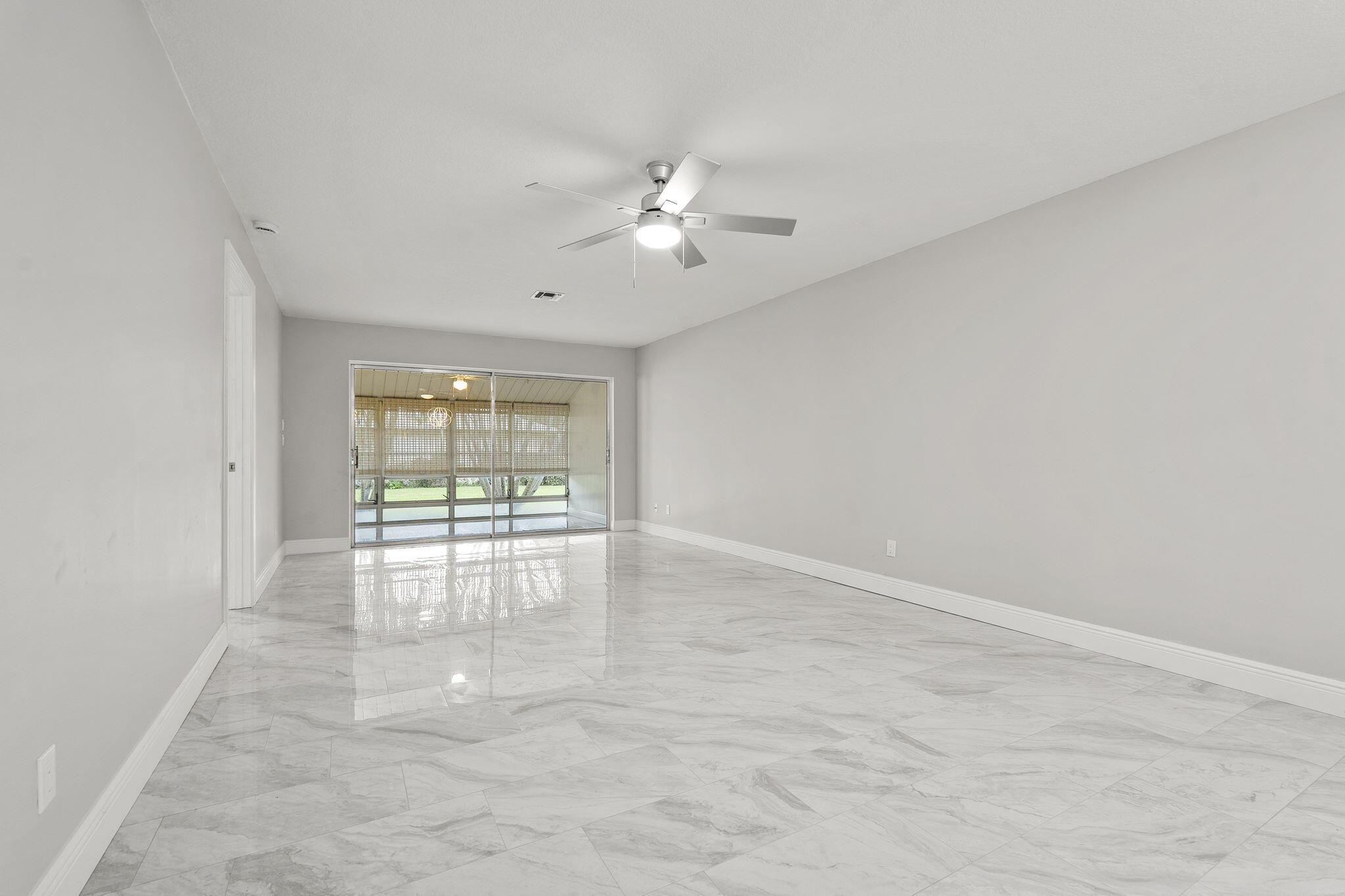 THE GROVE CONDOMINIUM SEC - Residential