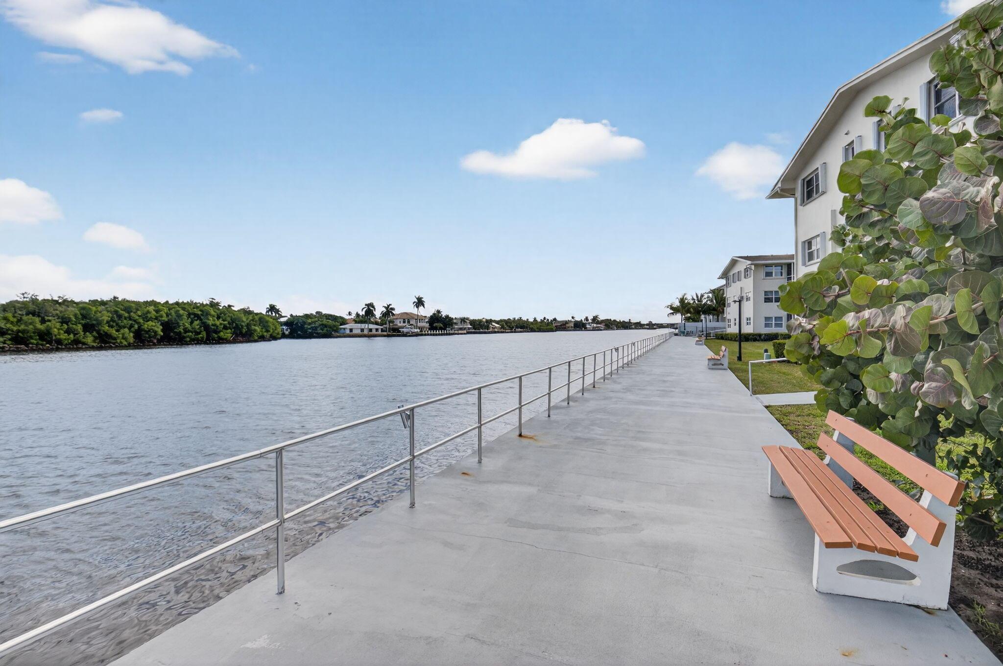 STERLING VILLAGE 770 COND - Residential