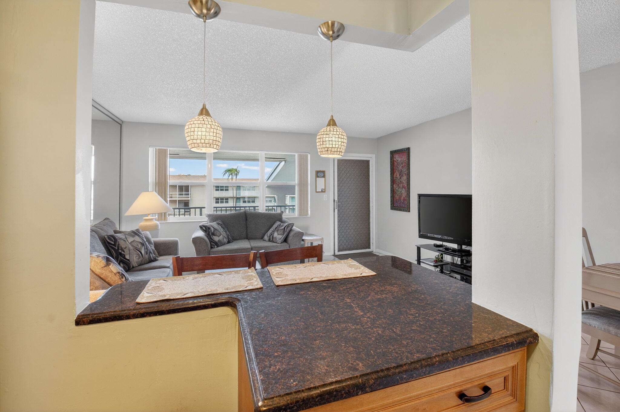 STERLING VILLAGE 770 COND - Residential